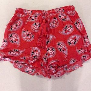JAY red/orange patterned flowy shorts